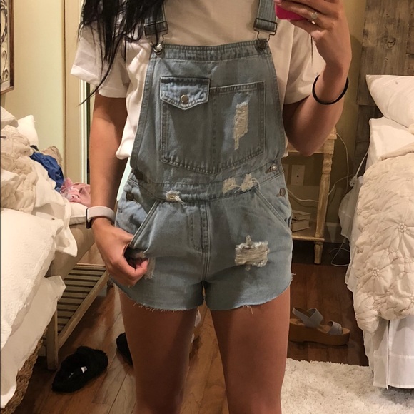 Showpo Jean overalls - Picture 1 of 5